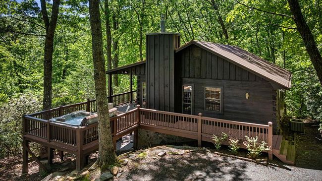 152 Broken Arrow Path, Home with 2 bedrooms, 2 bathrooms and null parking in Cherry Log GA | Image 16