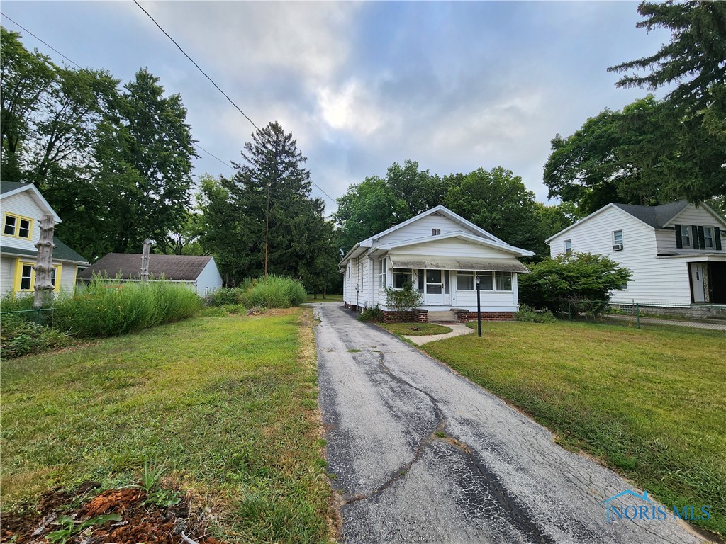 Douglas Rd, Toledo, OH 43613