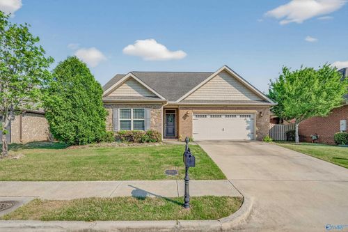 3015 Mallard Point Dr Se, Hampton Cove, AL, 35763-8537 | Card Image