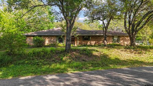 310 Graham St, Mineola, TX, 75773-2118 | Card Image