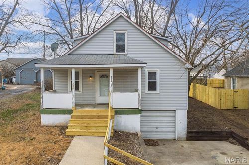 534 Poplar St, Highland, IL, 62249-1403 | Card Image