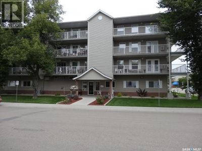 2006 7 Th St, Condo with 2 bedrooms, 2 bathrooms and null parking in Rosthern SK | Image 1