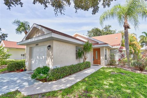 3605 Corinthian Way, NAPLES, FL, 34105-5619 | Card Image