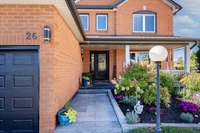 26 Doon Cres, House other with 4 bedrooms, 4 bathrooms and 8 parking in Keswick ON | Image 2