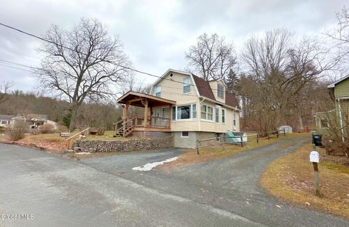 68 Lake Shore Circle Dr, Nassau, NY, 12123-2413 | Card Image