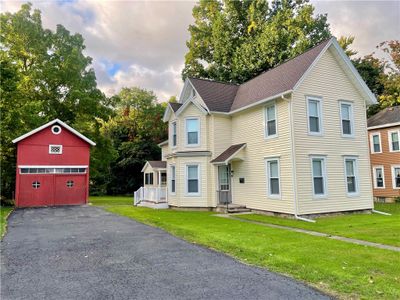 10 South Street, House other with 4 bedrooms, 2 bathrooms and null parking in Manchester NY | Image 1