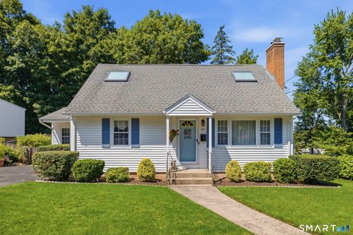 47 Willard Rd, Manchester, CT, 06042-3352 | Card Image