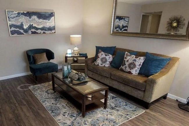 APT-906 - 15100 Golden Eagle Dr, Condo with 2 bedrooms, 2 bathrooms and null parking in Humble TX | Image 4