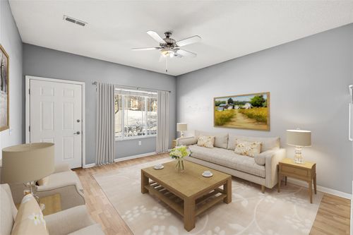 apt-2-2241 Hart Ave, Des Moines, IA, 50320-2703 | Card Image