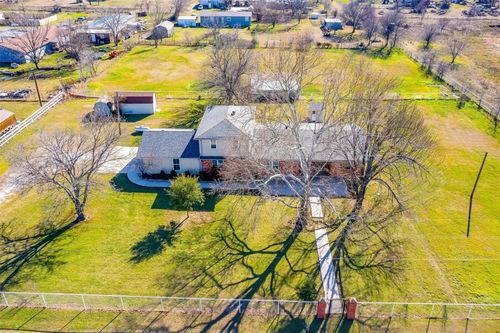 125 County Road 4850, Newark, TX, 76071-3000 | Card Image
