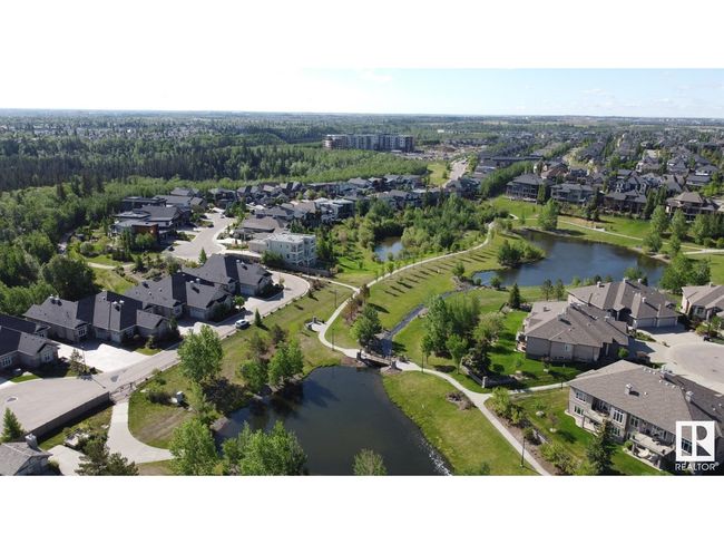 7570 May Common Nw, Home with 3 bedrooms, 3 bathrooms and 3 parking in Edmonton AB | Image 33