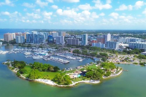 unit-9a-101 S Gulfstream Ave, SARASOTA, FL, 34236-8918 | Card Image