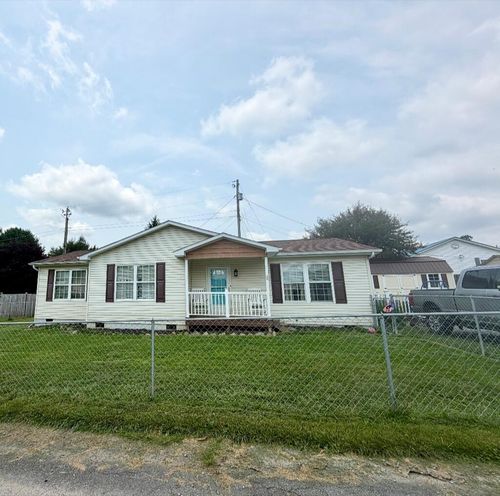 186 Cedarglen Ln, Princeton, WV, 24739-7939 | Card Image