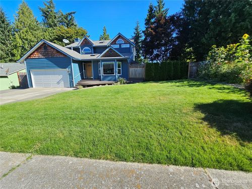 2270 Ne Meadow Run Dr, Poulsbo, WA, 98370-7433 | Card Image