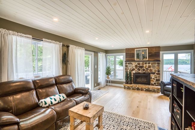 1039 W Cottage Dr, House other with 4 bedrooms, 2 bathrooms and 8 parking in Ompah ON | Image 17