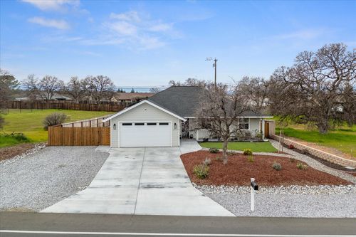 19377 Lake California Dr, Cottonwood, CA, 96022-7661 | Card Image