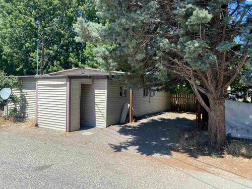 302 W Margaret St, Pasco, WA, 99301 | Card Image