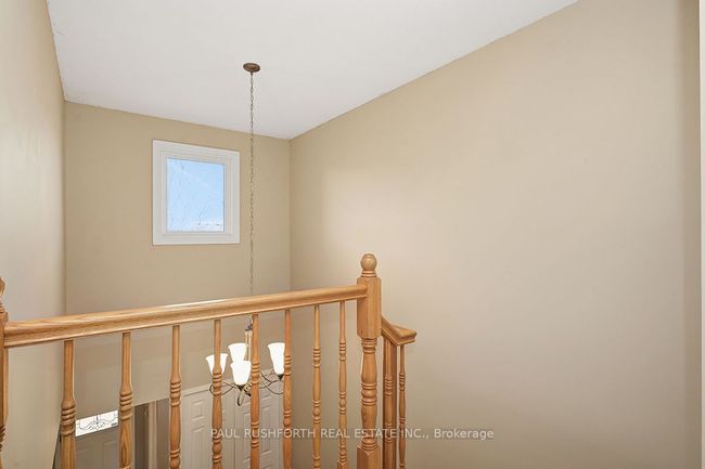 4587 Ogilvie Walk Cres, House attached with 3 bedrooms, 3 bathrooms and 2 parking in Gloucester ON | Image 20