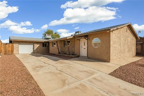2434 Camino Del Rio, Bullhead City, AZ, 86442-7443 | Card Image