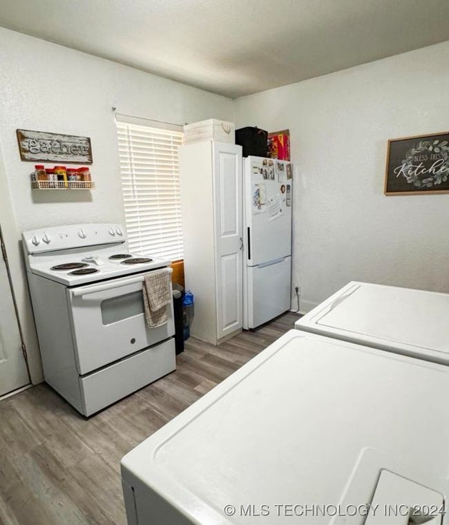 2021 N 15 Th St, House other with 2 bedrooms, 1 bathrooms and null parking in McAlester OK | Image 4