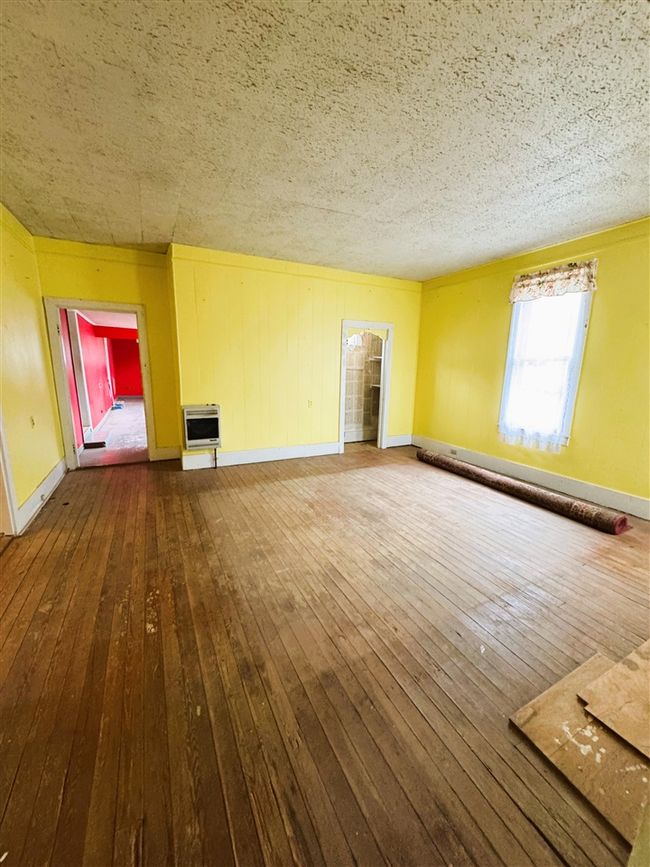 204 N Main St, House other with 2 bedrooms, 2 bathrooms and null parking in Smiths Grove KY | Image 6