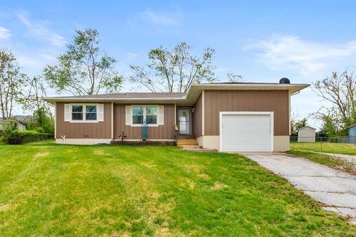 6 Hillside Dr, Nixa, MO, 65714-8534 | Card Image