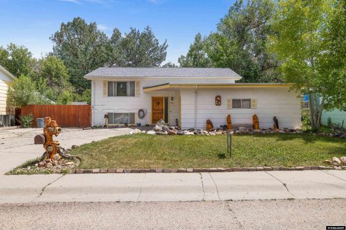 1831 Glendale Ave, Casper, WY, 82601-4950 | Card Image