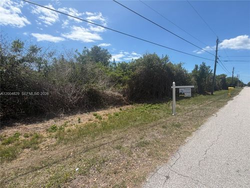 7337 Regina Dr, Port Charlotte, FL, 34224 | Card Image