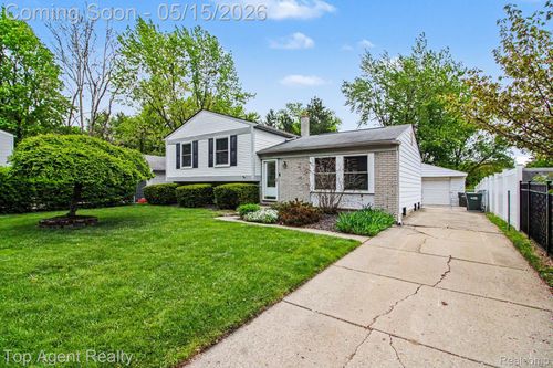 41636 Tetley Dr, Sterling Heights, MI, 48313-3378 | Card Image