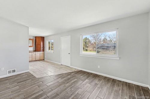 14421 Bailey Street, Taylor, MI, 48180 | Card Image