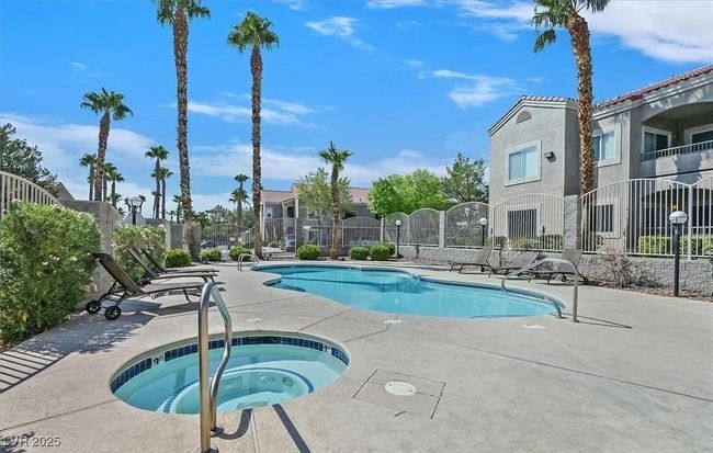 UNIT-233 - 9470 Peace Way, Condo with 2 bedrooms, 2 bathrooms and null parking in Las Vegas NV | Image 4