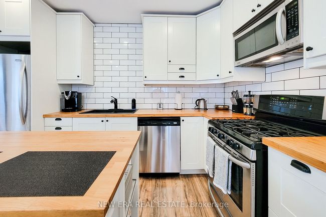 18 Ellis Ave, House other with 2 bedrooms, 2 bathrooms and 1 parking in Hamilton ON | Image 17