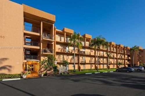 402-3050 E Sunrise Lakes Dr, Sunrise, FL, 33322-1735 | Card Image