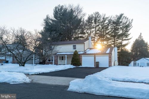 709 Autumn Dr, FEASTERVILLE TREVOSE, PA, 19053-1906 | Card Image