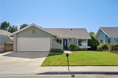 27621 Cherry Creek Dr, Valencia, CA, 91354-2057 | Card Image