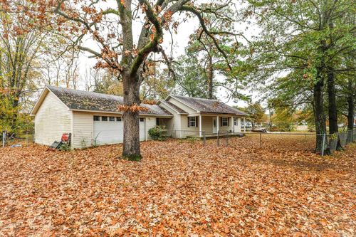 109 S Vine St, Bryant, AR, 72022-3943 | Card Image