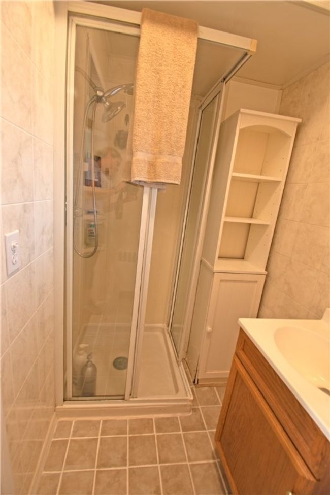 8 New St, House other with 4 bedrooms, 2 bathrooms and null parking in Windsor NY | Image 14