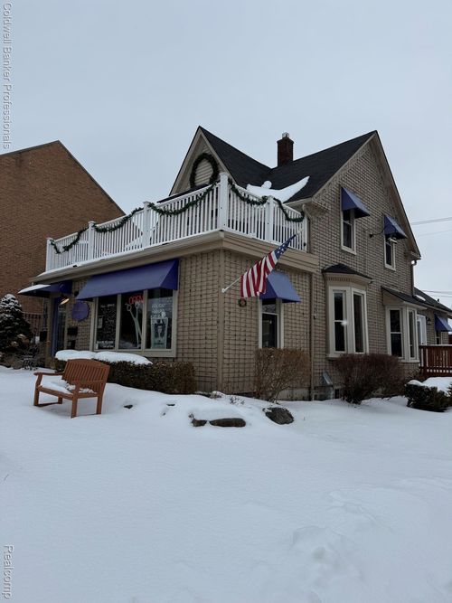 1-402 East St, Rochester, MI, 48307-2016 | Card Image