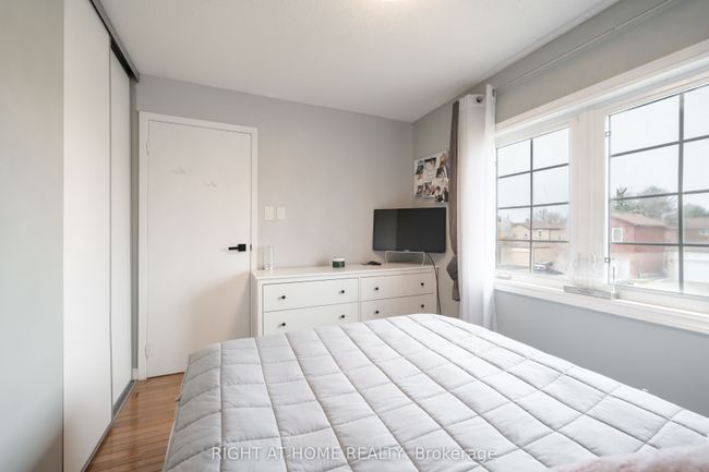 619 Beckworth Sq, House other with 3 bedrooms, 2 bathrooms and 4 parking in Pickering ON | Image 18