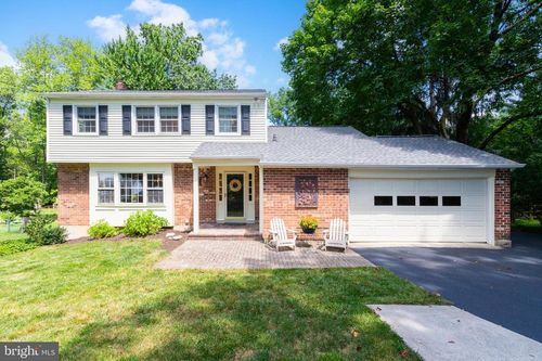 186 Kent Dr, EXTON, PA, 19341-1535 | Card Image