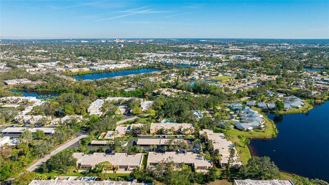 527 Spring Lakes Blvd, Condo with 2 bedrooms, 2 bathrooms and null parking in BRADENTON FL | Image 27