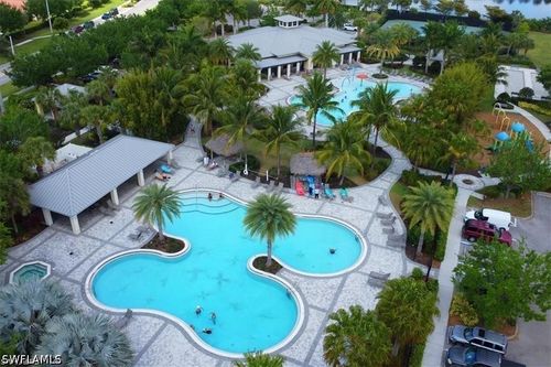 2584 Vine Ave, Naples, FL, 34120-5663 | Card Image
