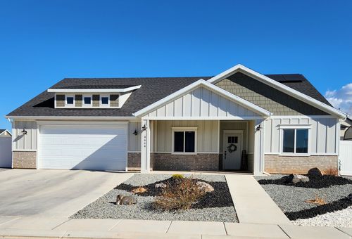 4664 N 2000 W, Cedar City, UT, 84721-7189 | Card Image