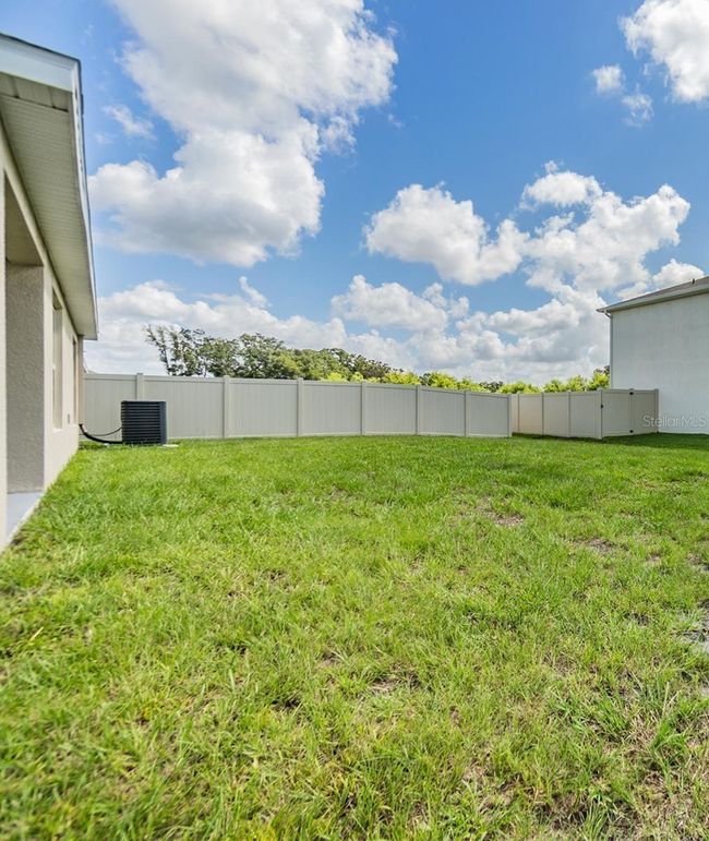 Plenty of room for a future POOL!! | Image 37