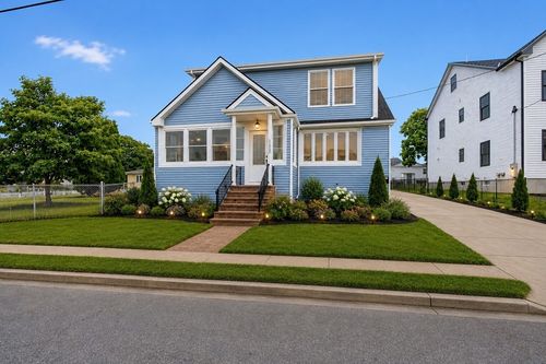 298 King St, Fall River, MA, 02724-1910 | Card Image