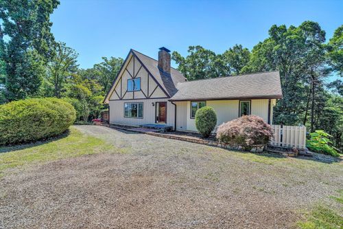 99 Raglin Branch Ln, Ferrum, VA, 24088-3267 | Card Image