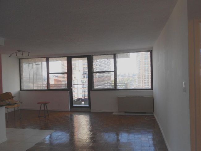 17T - 280 Luis M Marin Blvd, House other with 1 bedrooms, 1 bathrooms and null parking in JC, Downtown NJ | Image 7