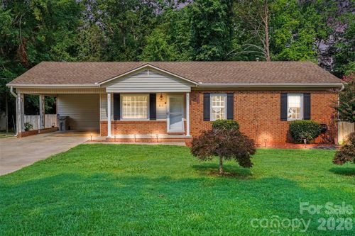 617 Lake Dr, Rockwell, NC, 28138-9565 | Card Image