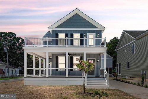 700 Taggart St, COLONIAL BEACH, VA, 22443-2111 | Card Image