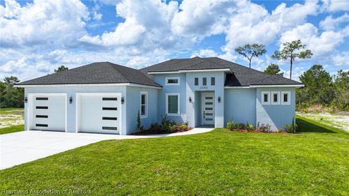 10302 Tam Oshanter Boulevard, Sebring, FL, 33875 | Card Image